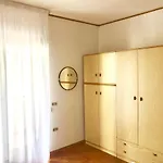 아파트 Oleandri 비에스테